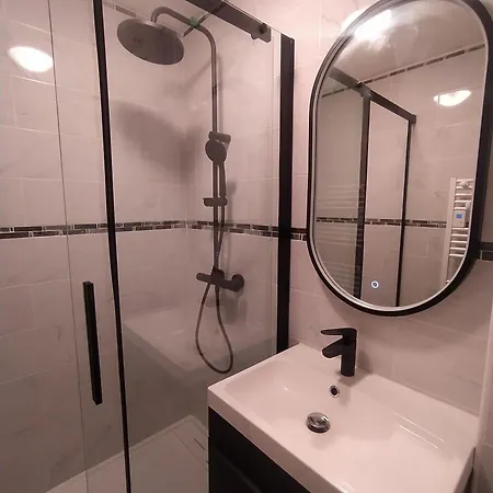 Location A Pour 1 A 4 Personnes *